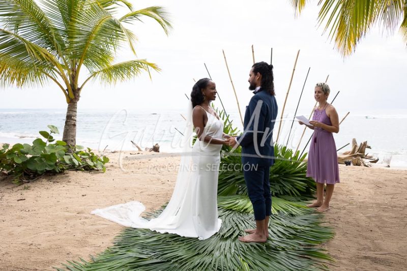 Elopement Costa Rica Puerto Viejo Beach
