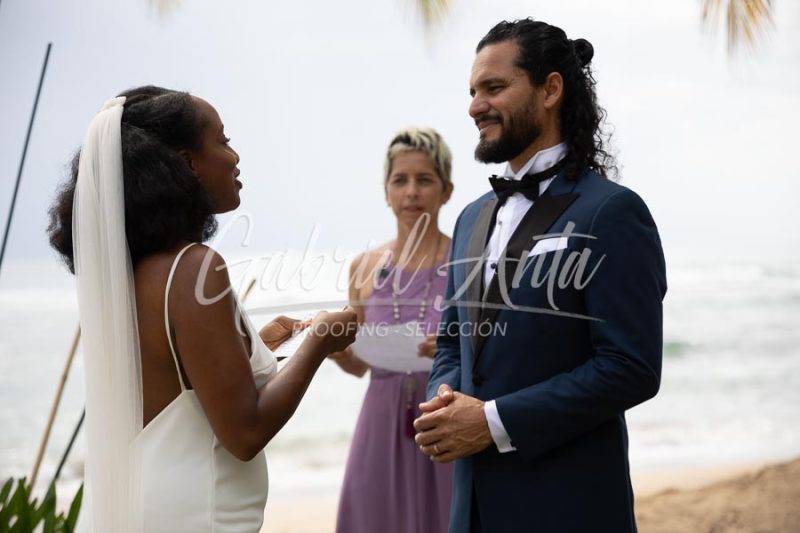Elopement Costa Rica Puerto Viejo Beach