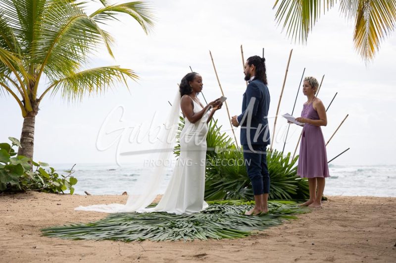 Elopement Costa Rica Puerto Viejo Beach