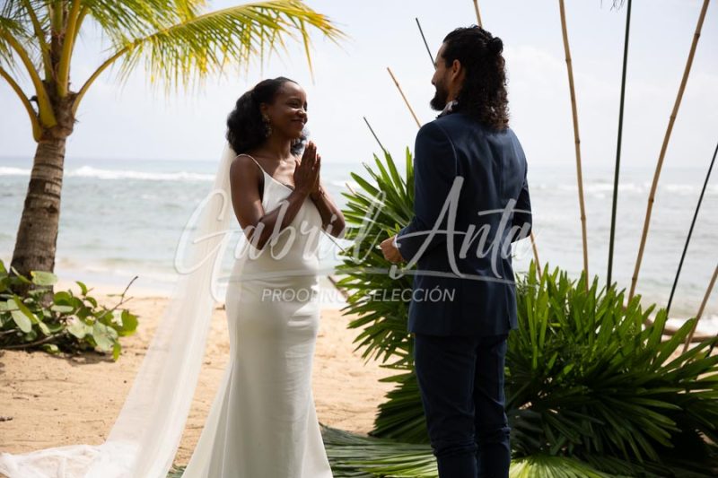 Elopement Costa Rica Puerto Viejo Beach