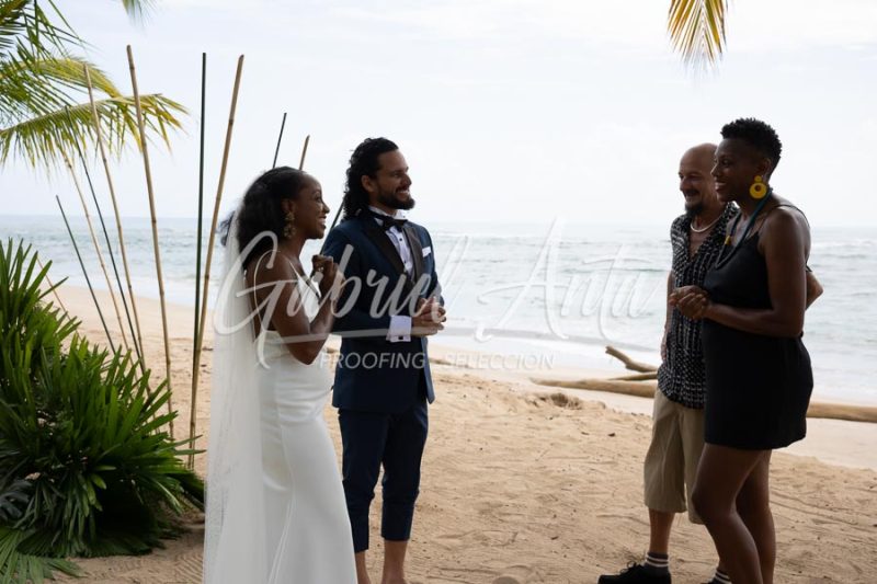 Elopement Costa Rica Puerto Viejo Beach