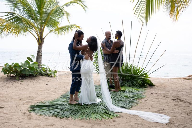 Elopement Costa Rica Puerto Viejo Beach