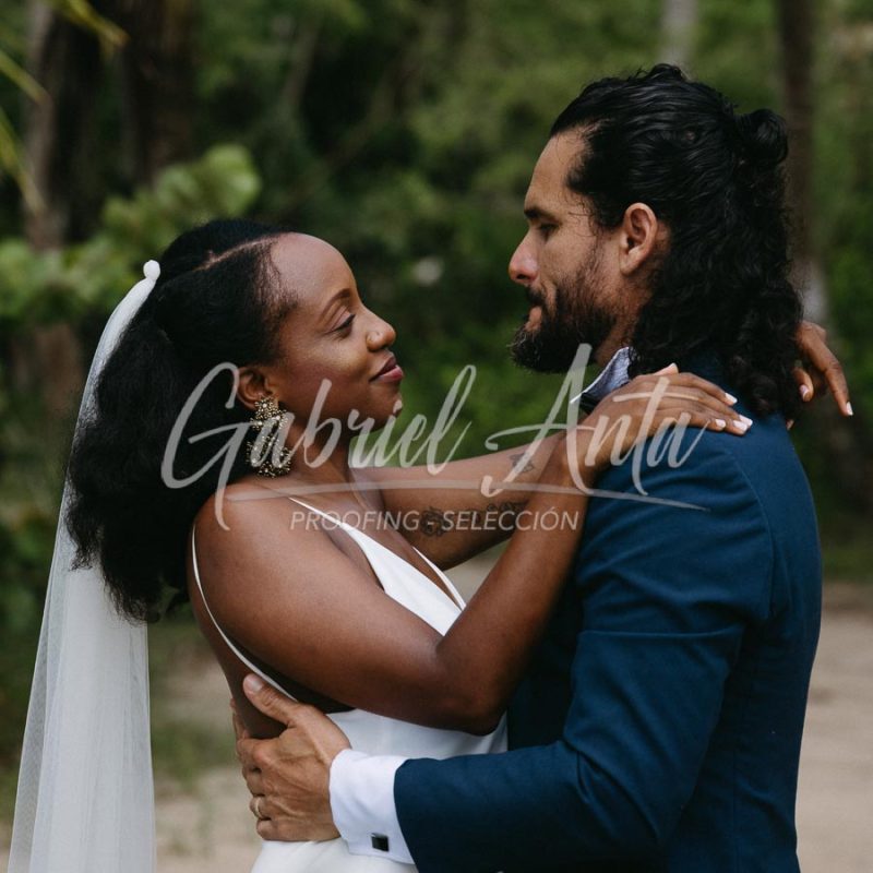 Elopement Costa Rica Puerto Viejo Beach