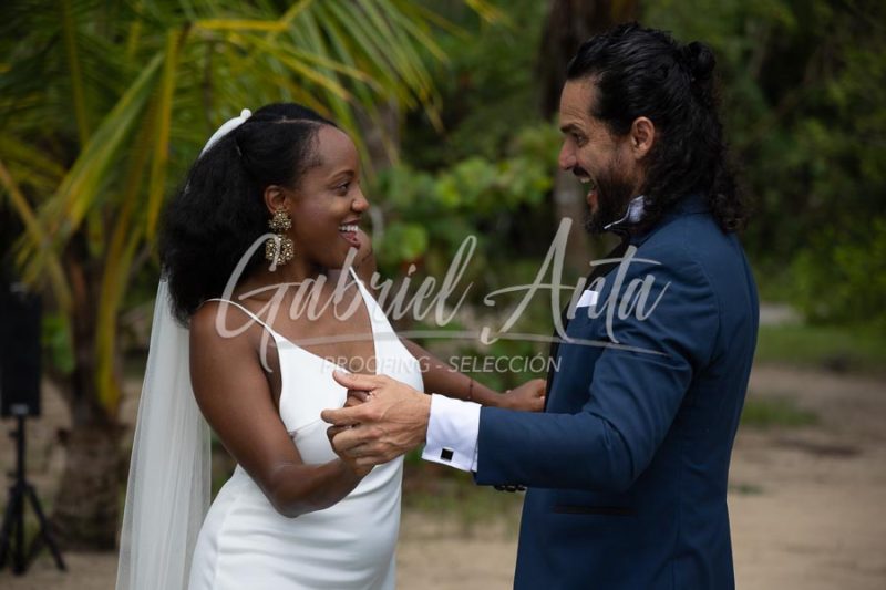 Elopement Costa Rica Puerto Viejo Beach