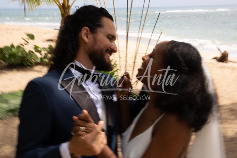Elopement Costa Rica Puerto Viejo Beach