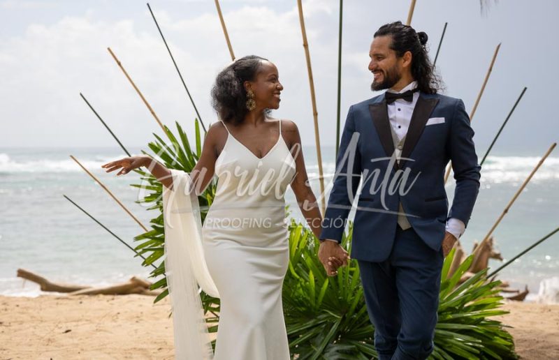 Elopement Costa Rica Puerto Viejo Beach