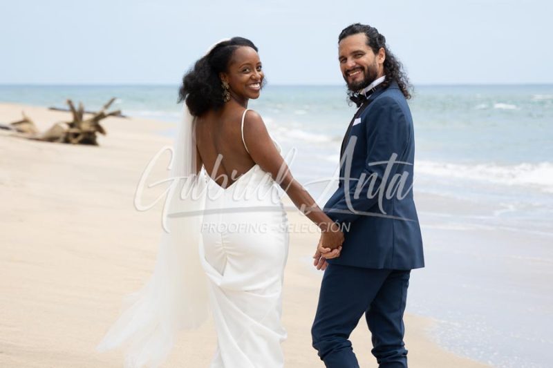 Elopement Costa Rica Puerto Viejo Beach
