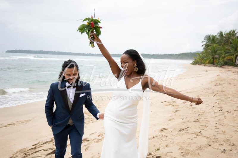 Elopement Costa Rica Puerto Viejo Beach