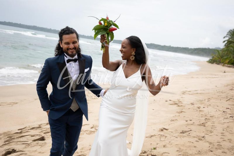 Elopement Costa Rica Puerto Viejo Beach