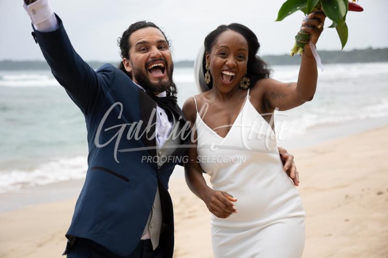 Elopement Costa Rica Puerto Viejo Beach