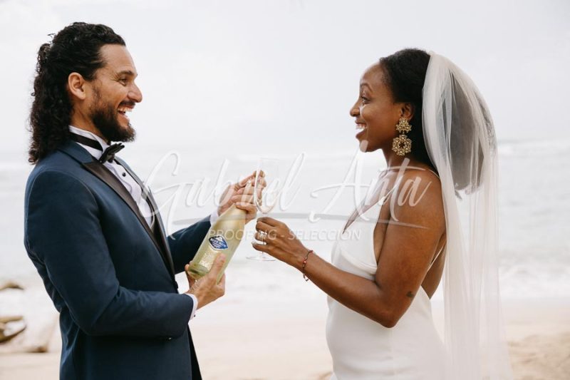 Elopement Costa Rica Puerto Viejo Beach