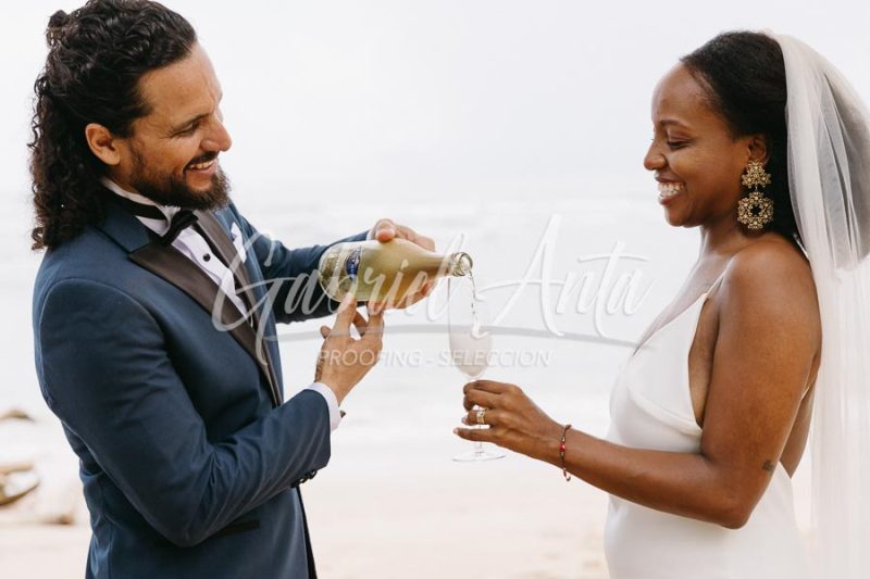 Elopement Costa Rica Puerto Viejo Beach