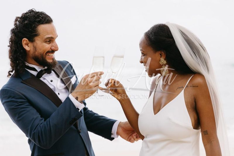 Elopement Costa Rica Puerto Viejo Beach
