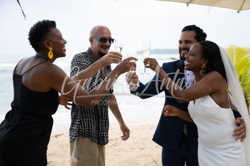Elopement Costa Rica Puerto Viejo Beach