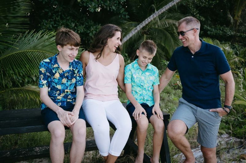 Family Photographers at the Beach in Costa Rica