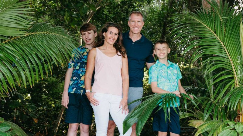 Family Photographers at the Beach in Costa Rica