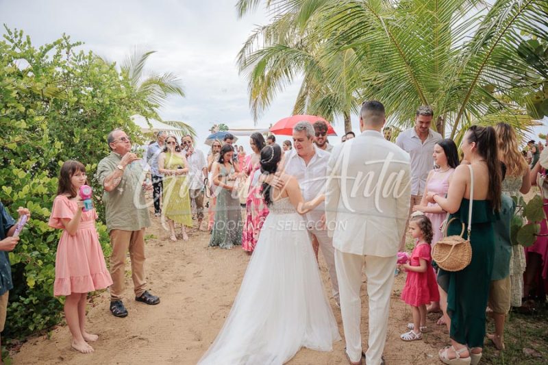 Wedding in Puerto Viejo Costa Rica Beach by Gabriel Anta Photographer