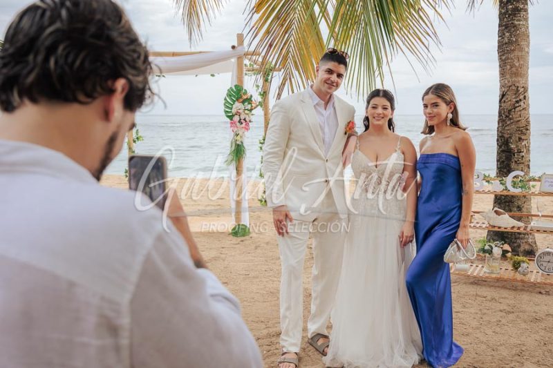 Wedding in Puerto Viejo Costa Rica Beach by Gabriel Anta Photographer