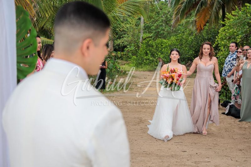 Wedding in Puerto Viejo Costa Rica Beach by Gabriel Anta Photographer
