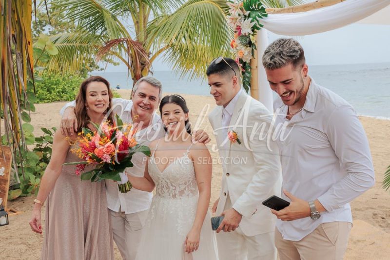 Wedding in Puerto Viejo Costa Rica Beach by Gabriel Anta Photographer