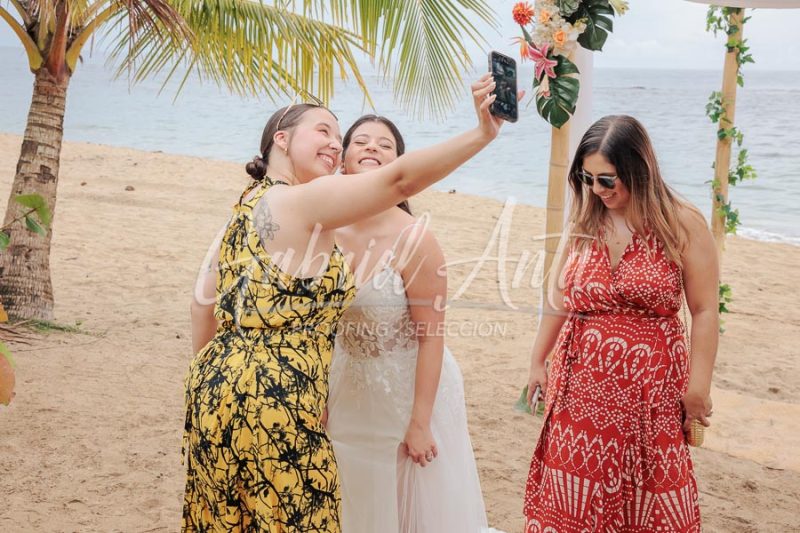 Wedding in Puerto Viejo Costa Rica Beach by Gabriel Anta Photographer
