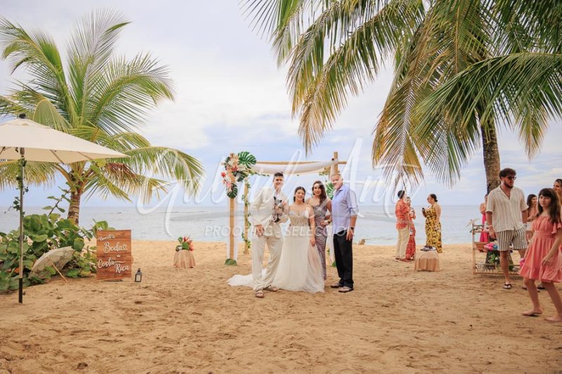 Wedding in Puerto Viejo Costa Rica Beach by Gabriel Anta Photographer