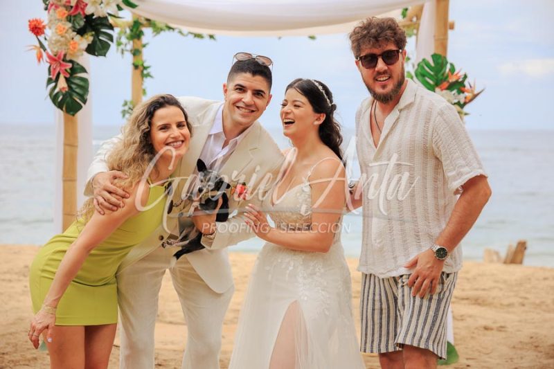 Wedding in Puerto Viejo Costa Rica Beach by Gabriel Anta Photographer