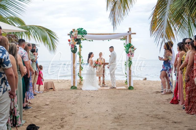 Wedding in Puerto Viejo Costa Rica Beach by Gabriel Anta Photographer