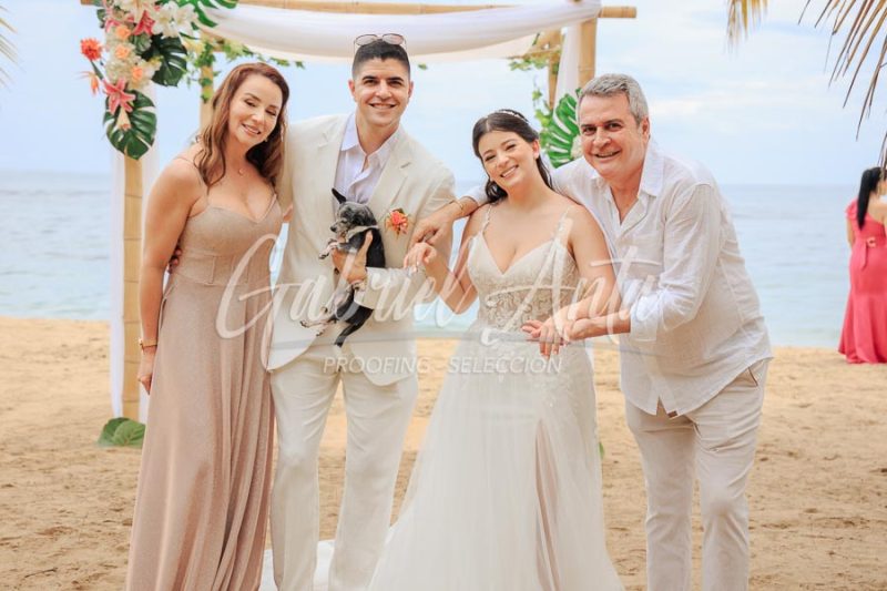 Wedding in Puerto Viejo Costa Rica Beach by Gabriel Anta Photographer