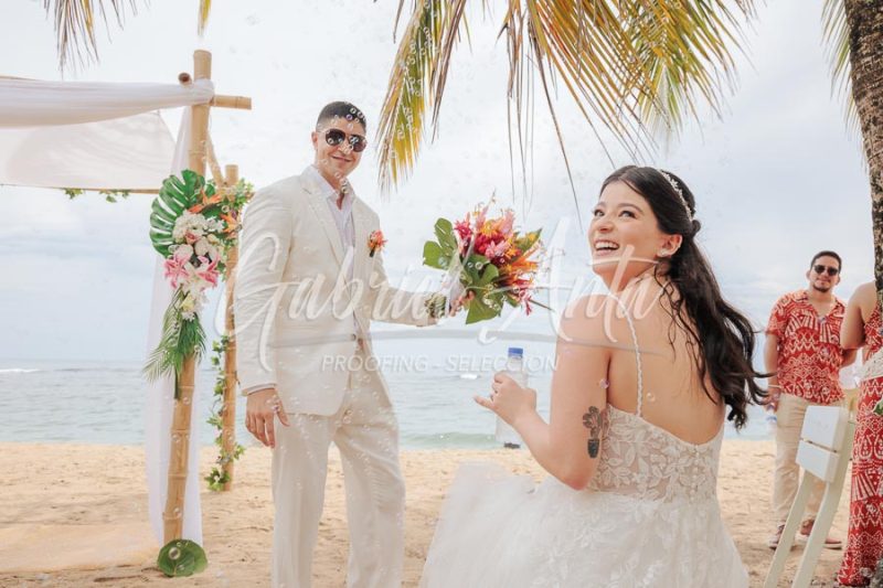 Wedding in Puerto Viejo Costa Rica Beach by Gabriel Anta Photographer