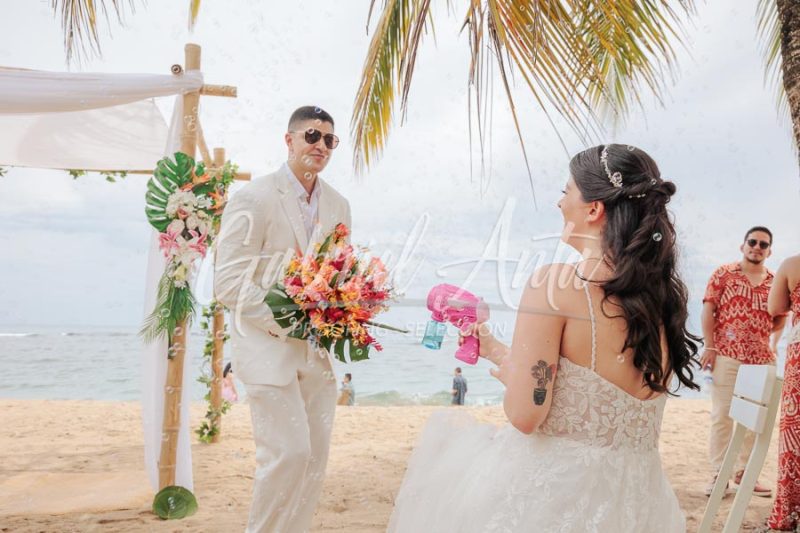 Wedding in Puerto Viejo Costa Rica Beach by Gabriel Anta Photographer