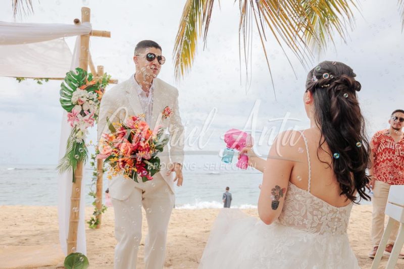 Wedding in Puerto Viejo Costa Rica Beach by Gabriel Anta Photographer