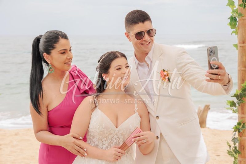 Wedding in Puerto Viejo Costa Rica Beach by Gabriel Anta Photographer