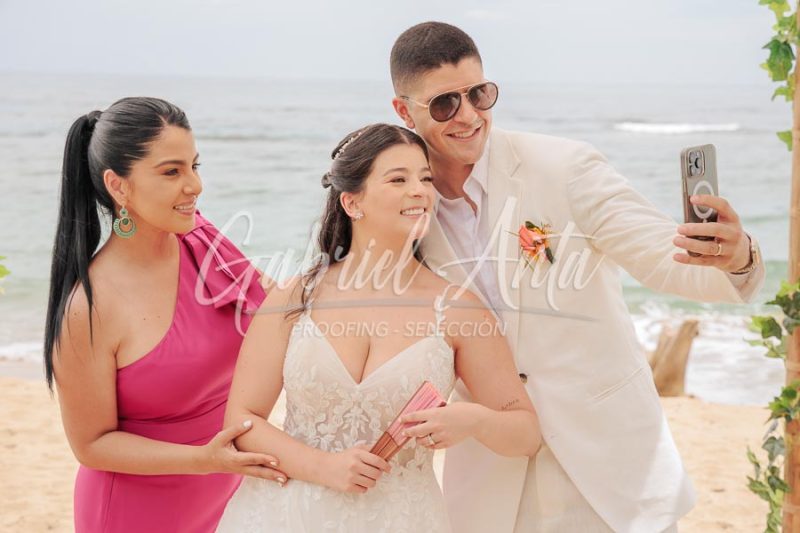 Wedding in Puerto Viejo Costa Rica Beach by Gabriel Anta Photographer
