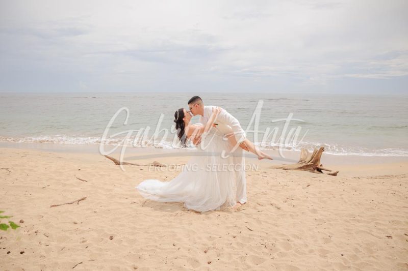Wedding in Puerto Viejo Costa Rica Beach by Gabriel Anta Photographer