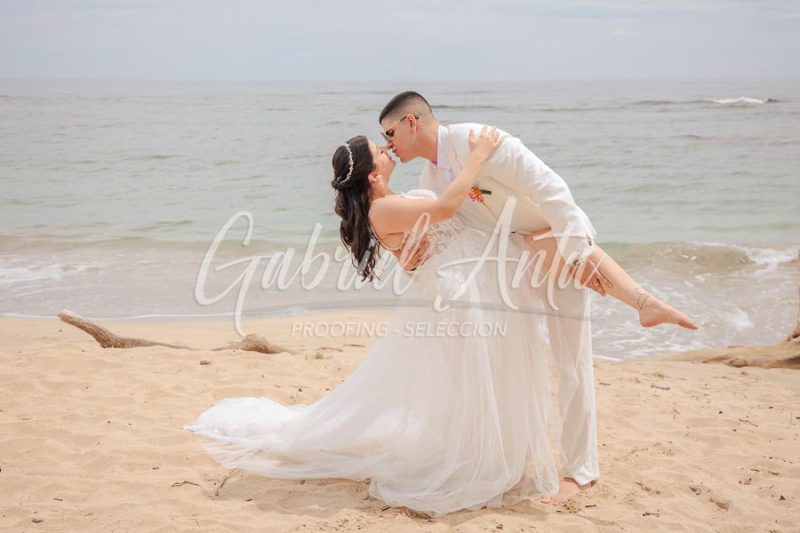 Wedding in Puerto Viejo Costa Rica Beach by Gabriel Anta Photographer