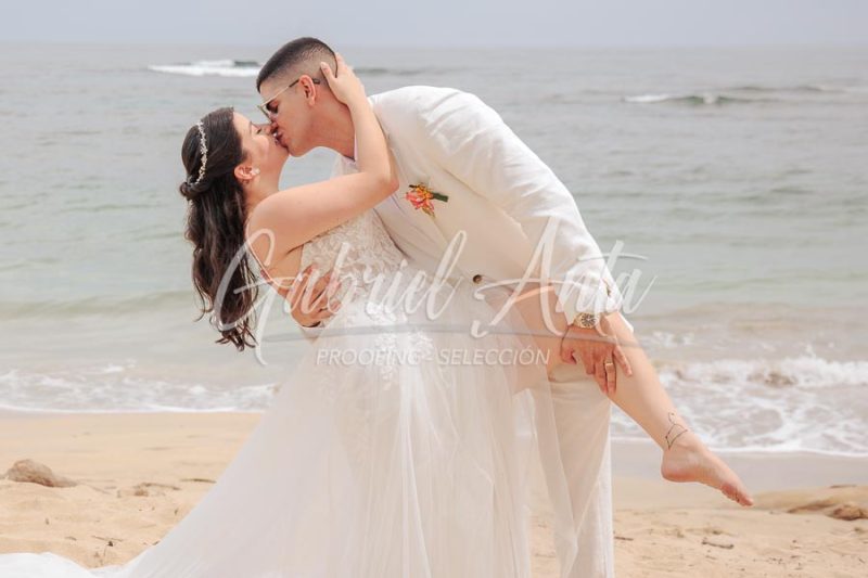Wedding in Puerto Viejo Costa Rica Beach by Gabriel Anta Photographer