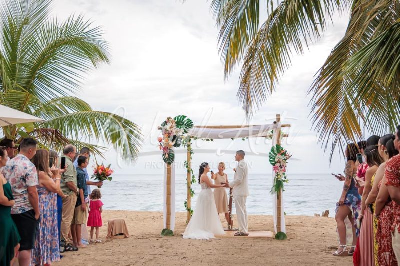Wedding in Puerto Viejo Costa Rica Beach by Gabriel Anta Photographer