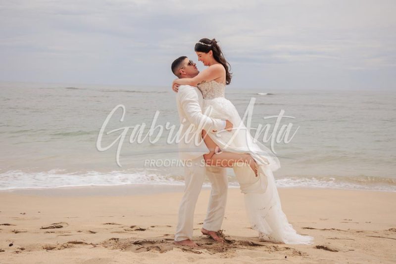 Wedding in Puerto Viejo Costa Rica Beach by Gabriel Anta Photographer