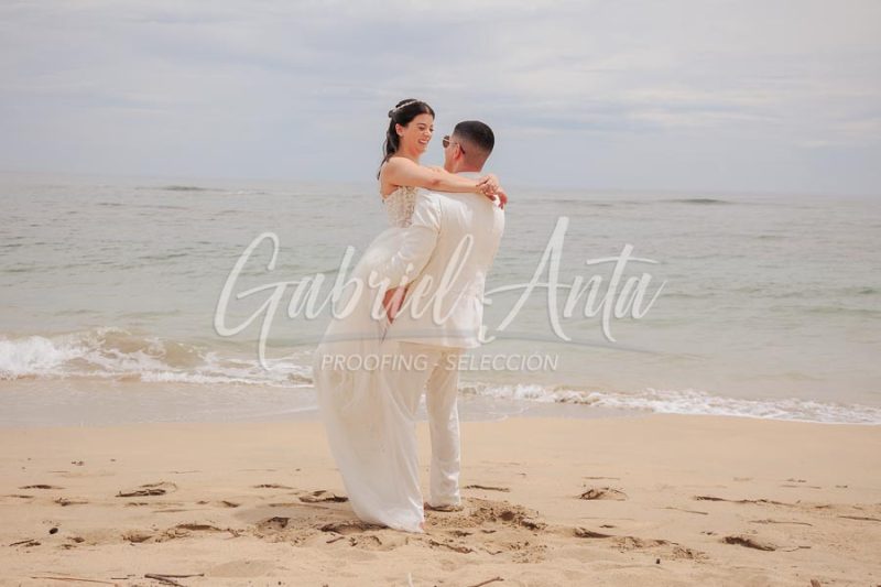 Wedding in Puerto Viejo Costa Rica Beach by Gabriel Anta Photographer