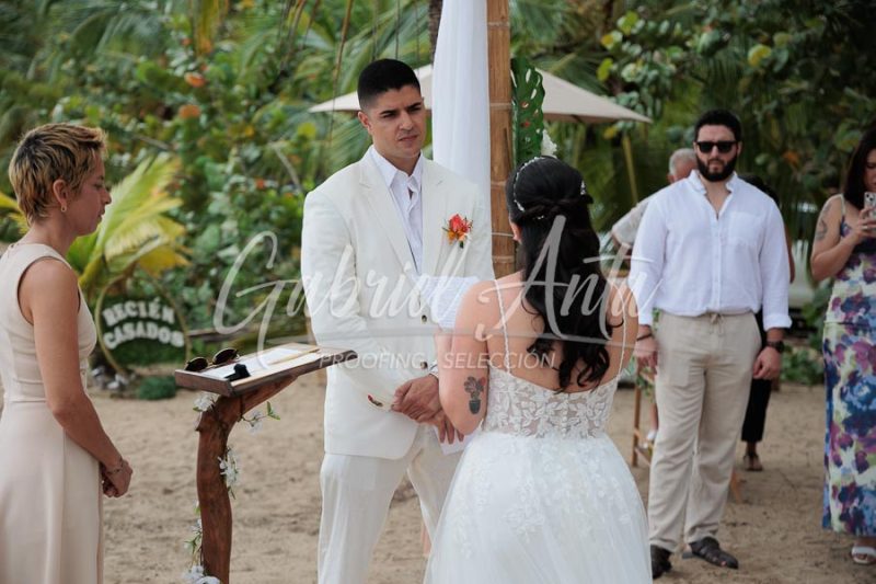 Wedding in Puerto Viejo Costa Rica Beach by Gabriel Anta Photographer