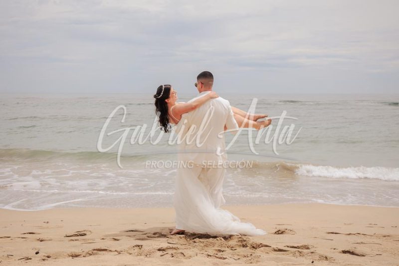 Wedding in Puerto Viejo Costa Rica Beach by Gabriel Anta Photographer