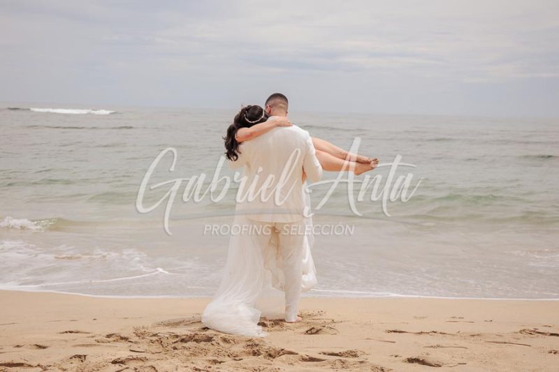 Wedding in Puerto Viejo Costa Rica Beach by Gabriel Anta Photographer