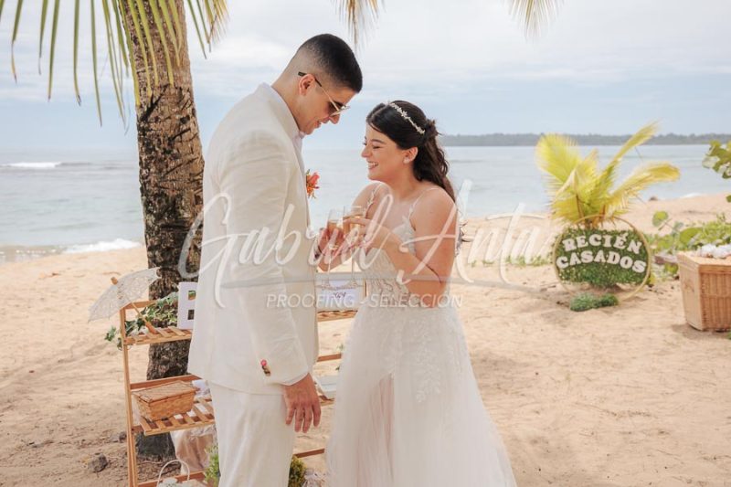 Wedding in Puerto Viejo Costa Rica Beach by Gabriel Anta Photographer
