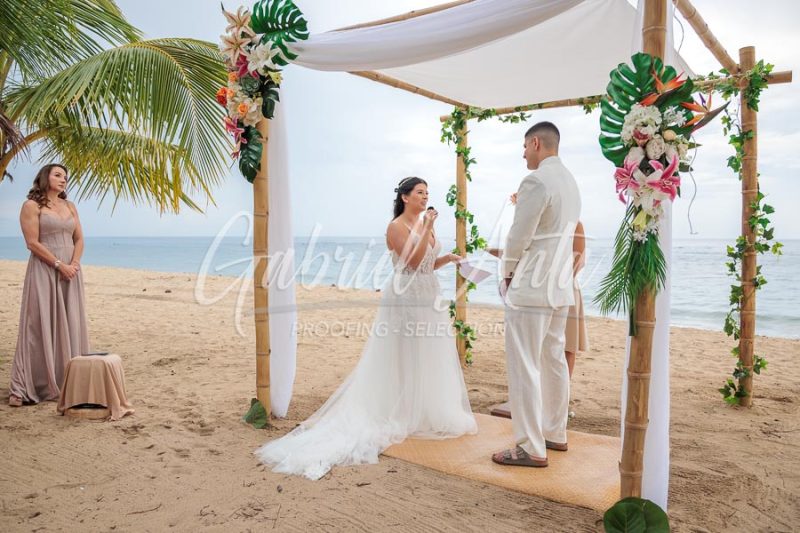 Wedding in Puerto Viejo Costa Rica Beach by Gabriel Anta Photographer