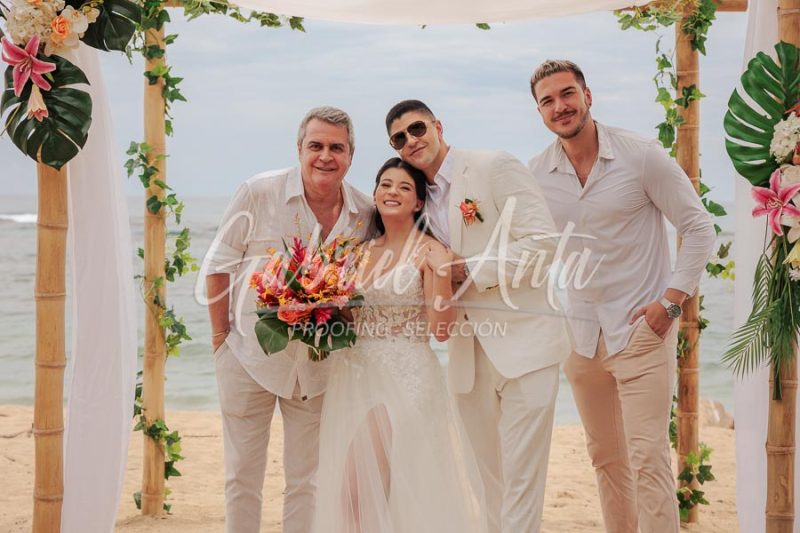 Wedding in Puerto Viejo Costa Rica Beach by Gabriel Anta Photographer