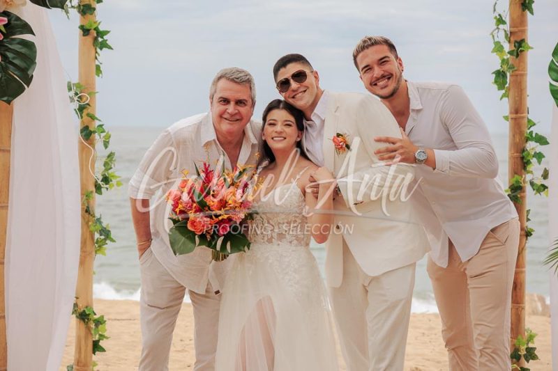 Wedding in Puerto Viejo Costa Rica Beach by Gabriel Anta Photographer