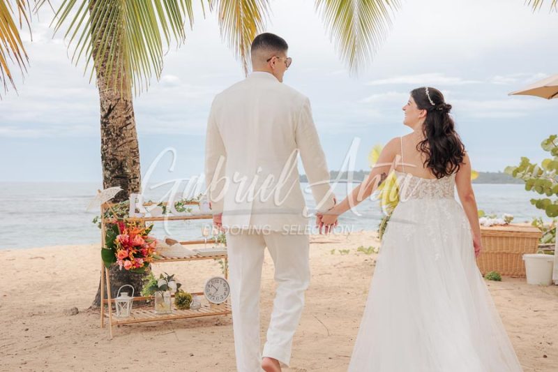 Wedding in Puerto Viejo Costa Rica Beach by Gabriel Anta Photographer