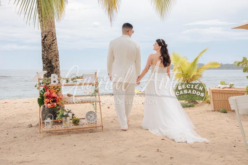 Wedding in Puerto Viejo Costa Rica Beach by Gabriel Anta Photographer