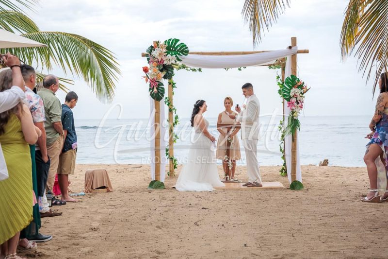 Wedding in Puerto Viejo Costa Rica Beach by Gabriel Anta Photographer